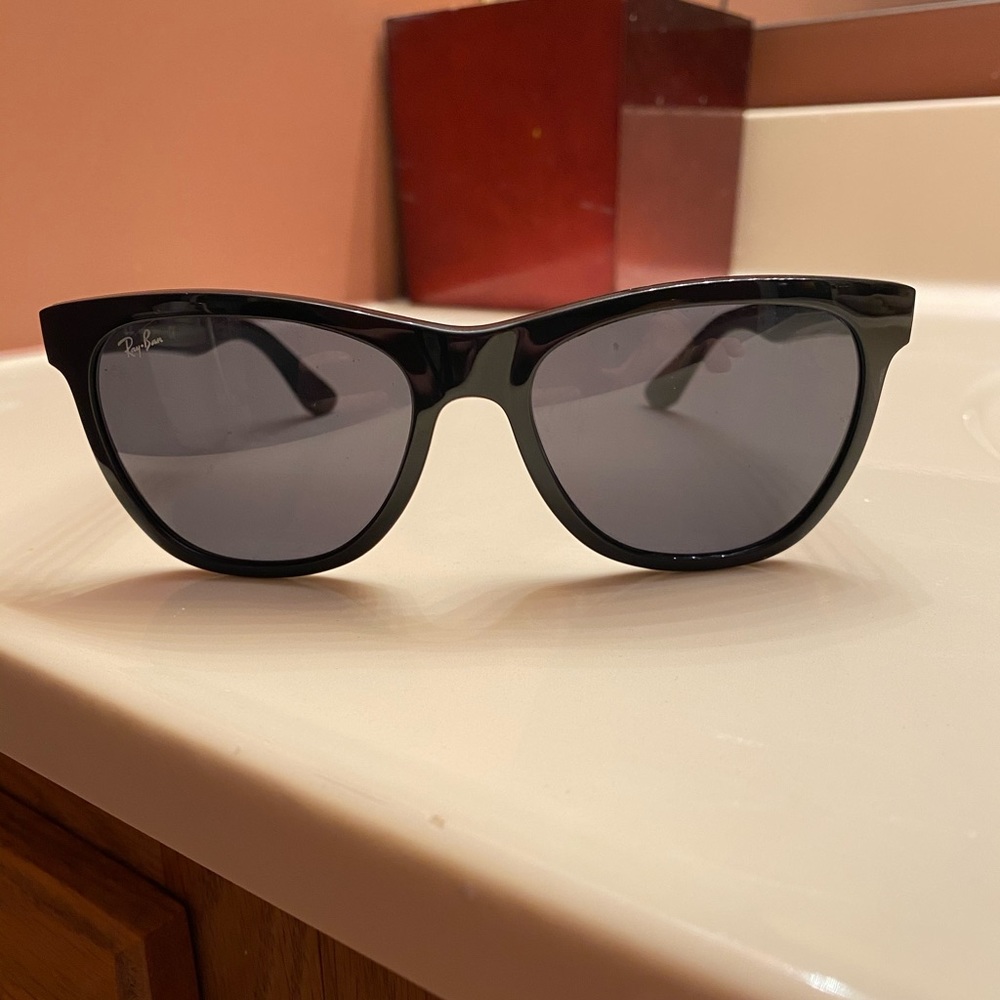 Ray Ban Wayfarer Sunglasses